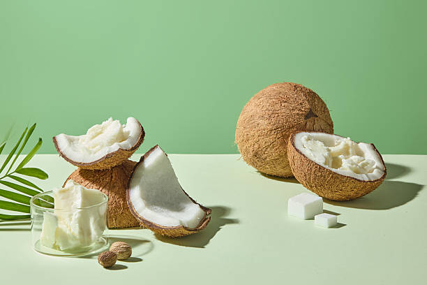 ത്വക്കിനും മുടിക്കും വെളിച്ചെണ്ണ: ഒരു സമഗ്ര ഗൈഡ്